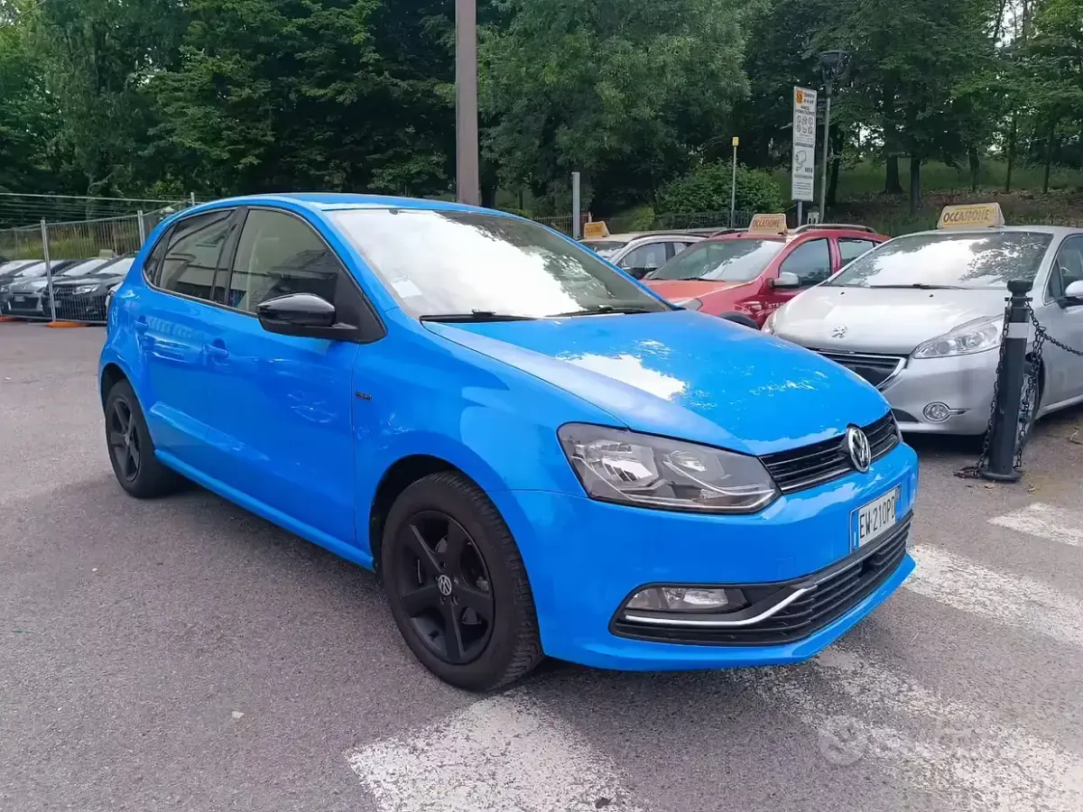Usata VW Polo 75 CV (55 kW) 2014 Blu Berlina
