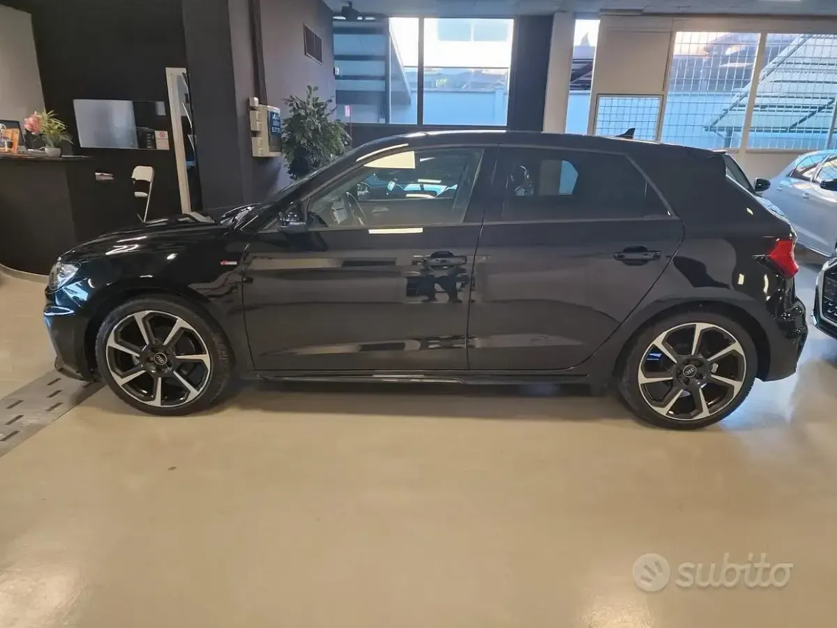 Usata Audi A1 S-line plus 116 CV (85 kW) 2025 Nero SUV