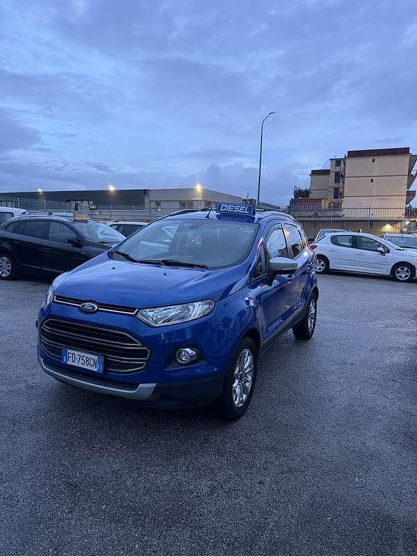 Usata Ford Ecosport Titanium 95 CV (69 kW) 2016 Blu/azzurro SUV