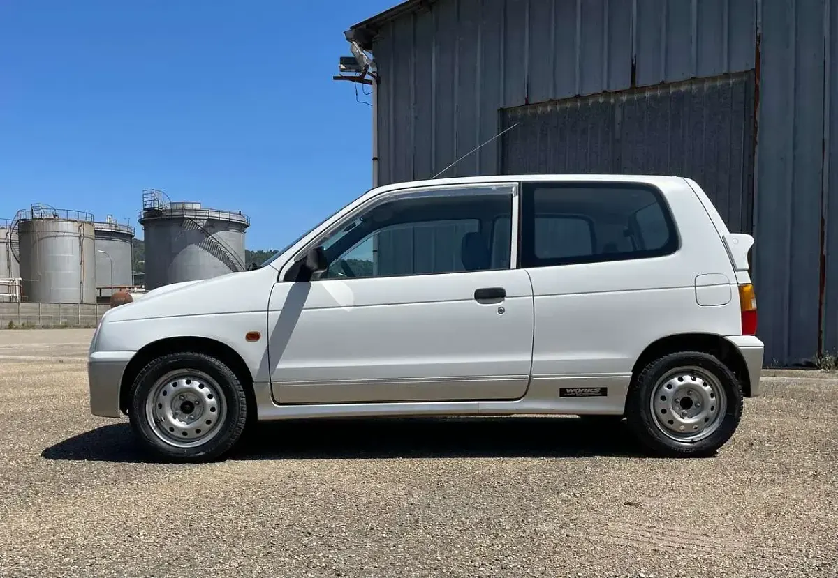 Usata Suzuki Alto 64 CV (47 kW) 1996 Bianco Utilitaria