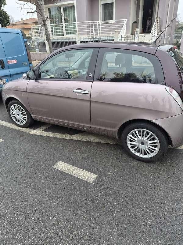 Usata Lancia Ypsilon 77 CV (56 kW) 2010 Utilitaria