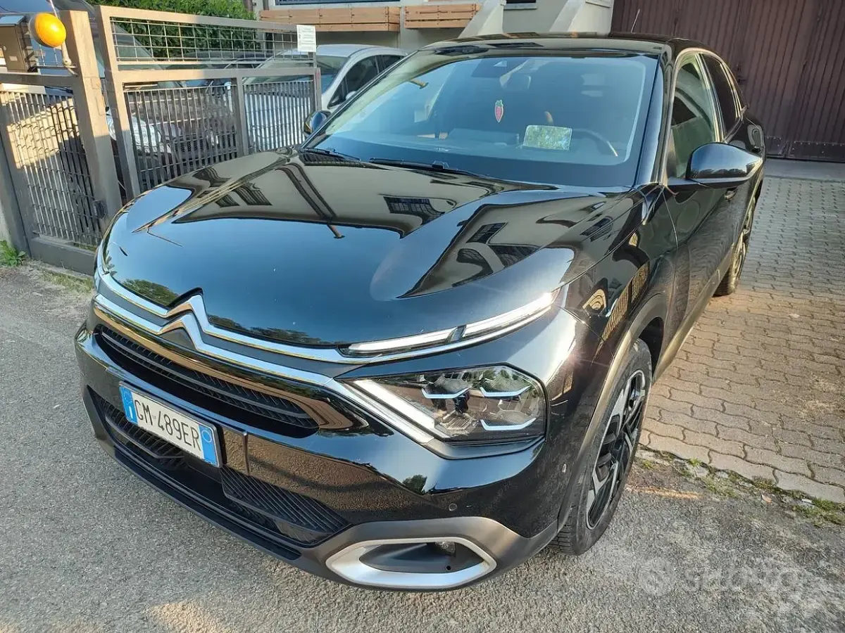 Usata Citroën C4 131 CV (96 kW) 2023 Nero SUV