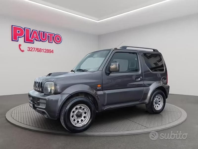 Usata Suzuki Jimny 86 CV (63 kW) 2010 Grigio SUV