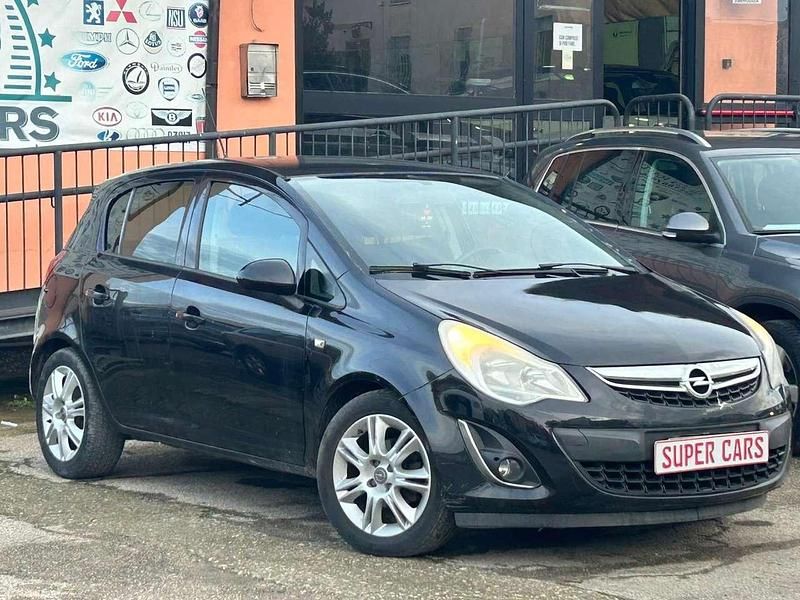 Usata Opel Corsa Selection 86 CV (63 kW) 2012 Nero Utilitaria