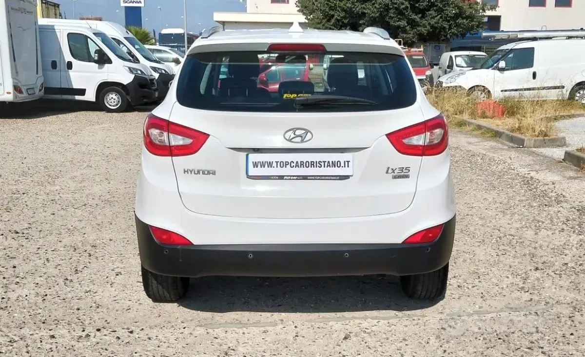 Usata Hyundai ix35 Xpossible 116 CV (85 kW) 2014 Bianco SUV