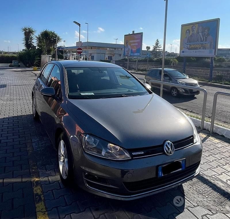 Usata VW Golf VII 110 CV (80 kW) 2014 Grigio Utilitaria