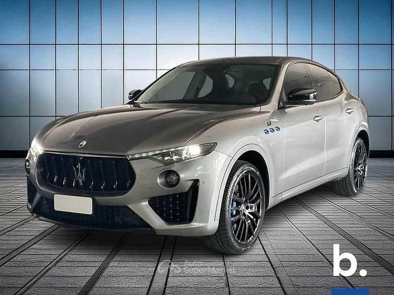 Begagnad Maserati Levante GT 330 HK (242 kW) 2022 Grå SUV