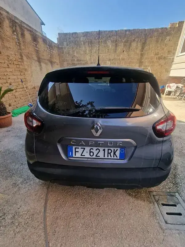 Usata Renault Captur 90 CV (66 kW) 2019 SUV
