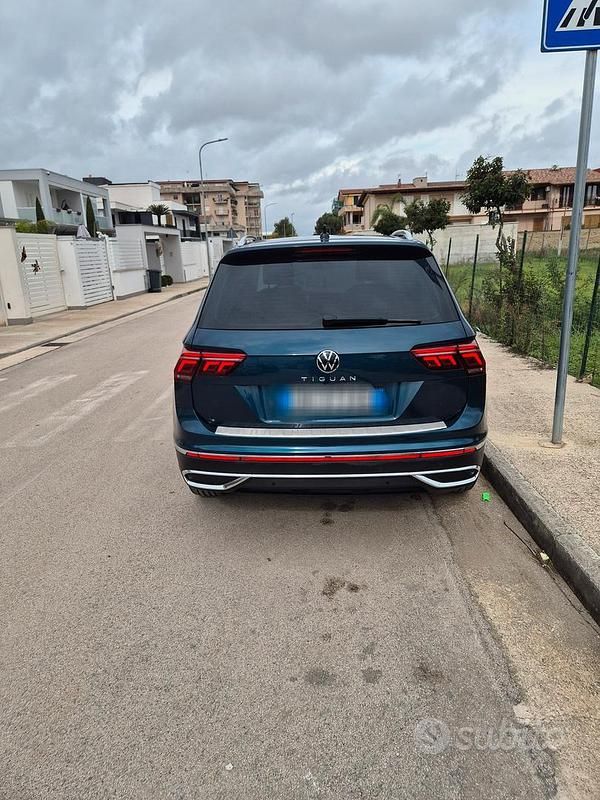 Usata VW Tiguan 150 CV (110 kW) 2023 Blu SUV