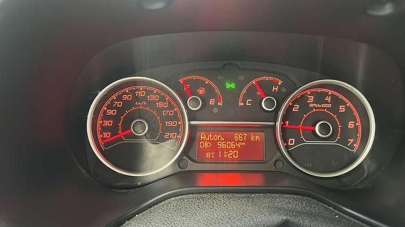 Usata 2017 Fiat Doblò Active Monovolume | 9000 € (Ottimo prezzo) - Immagine 1/4