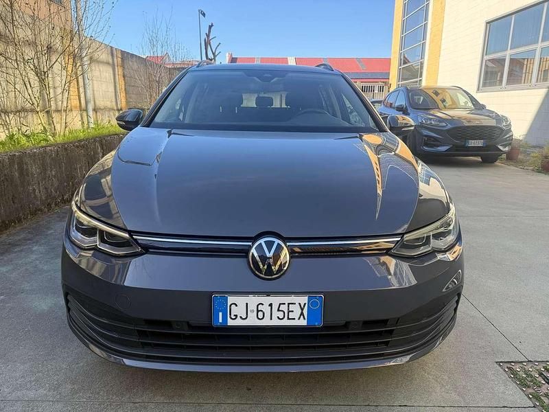 Usata VW Golf VIII Life 110 CV (80 kW) 2022 Other Station wagon