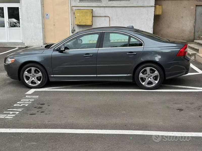 Usata Volvo S80 163 CV (119 kW) 2011 Grigio Berlina
