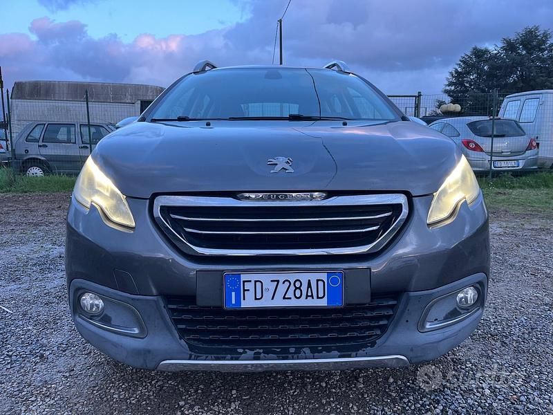 Usata Peugeot 2008 Allure 82 CV (60 kW) 2016 Grigio SUV