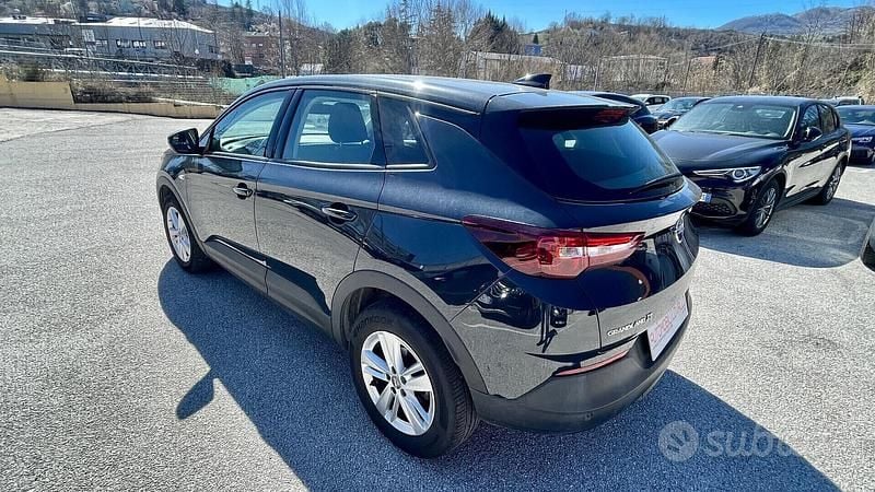 Usata Opel Grandland X Business 131 CV (96 kW) 2019 Grigio SUV