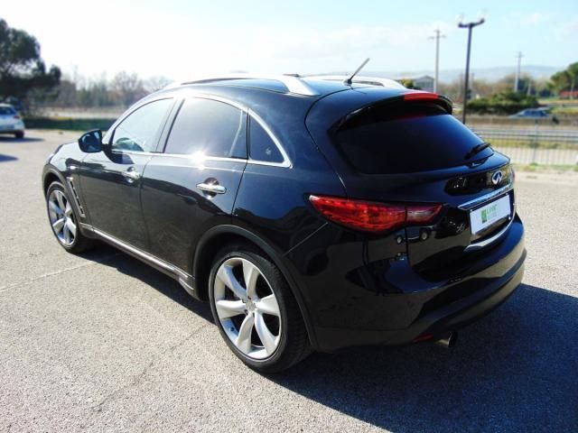 Infiniti fx30 2012