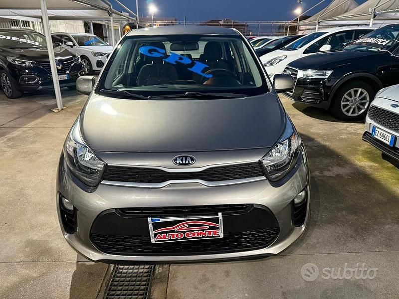 Usata Kia Picanto Active 67 CV (49 kW) 2018 Bronzo Utilitaria