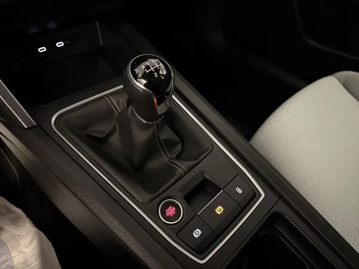 Gebraucht Seat Leon Style 116 PS (85 kW) 2023 Grau Kombi