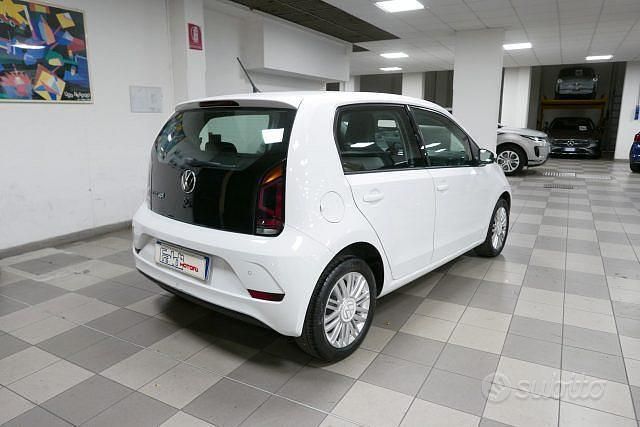Usata VW up! Move 68 CV (50 kW) 2022 Bianco Utilitaria