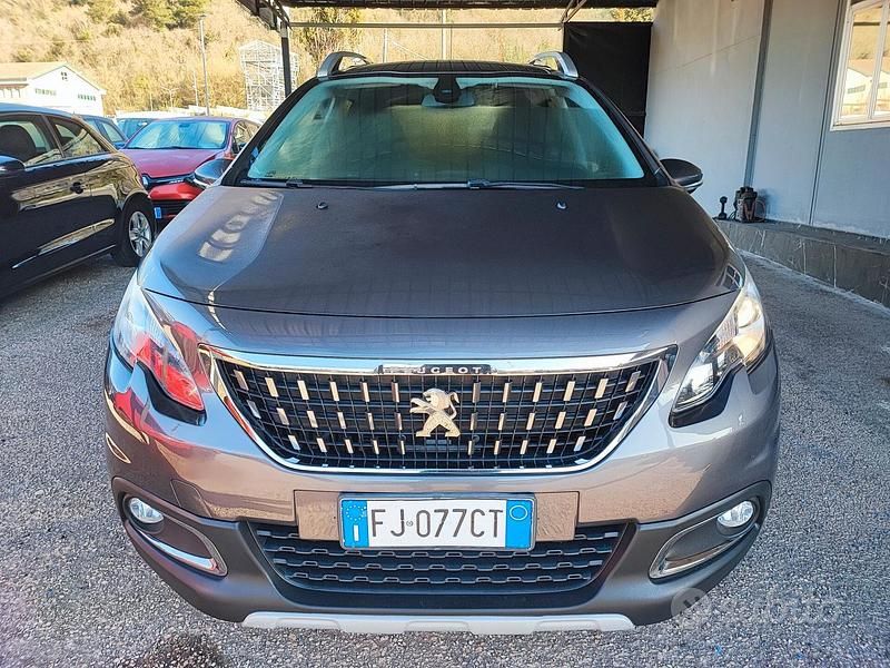 Usata Peugeot 2008 Allure 110 CV (80 kW) 2017 Bianco SUV