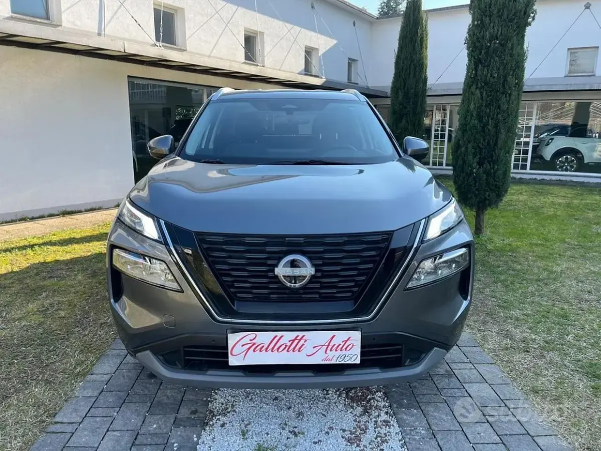 Gebraucht Nissan X-Trail N-Connecta 158 PS (116 kW) 2025 Grau SUV