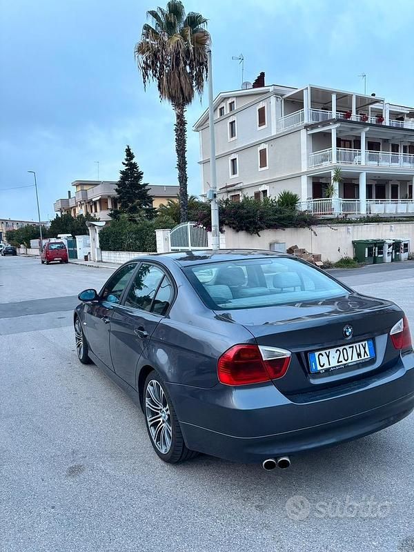 Usata BMW 318 122 CV (89 kW) 2005 Grigio Berlina