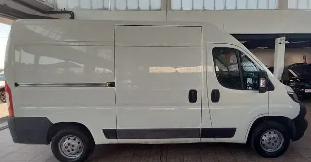 Usata Peugeot Boxer S 120 CV (88 kW) 2021 Bianco Furgone