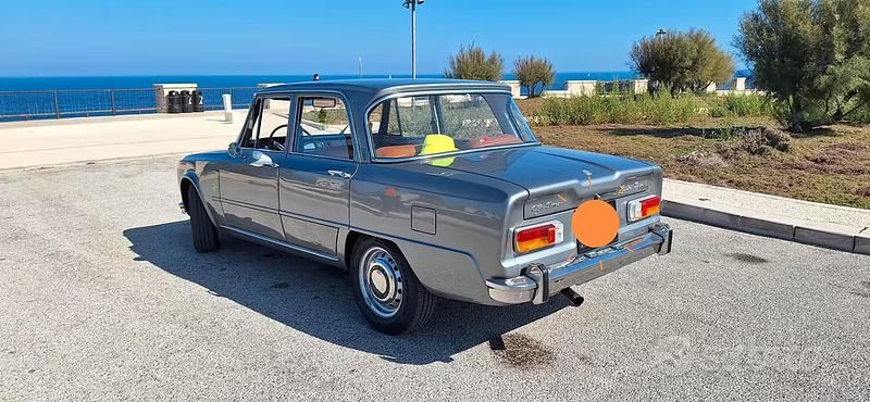 Usata Alfa Romeo Giulia Super 1970 Grigio Berlina