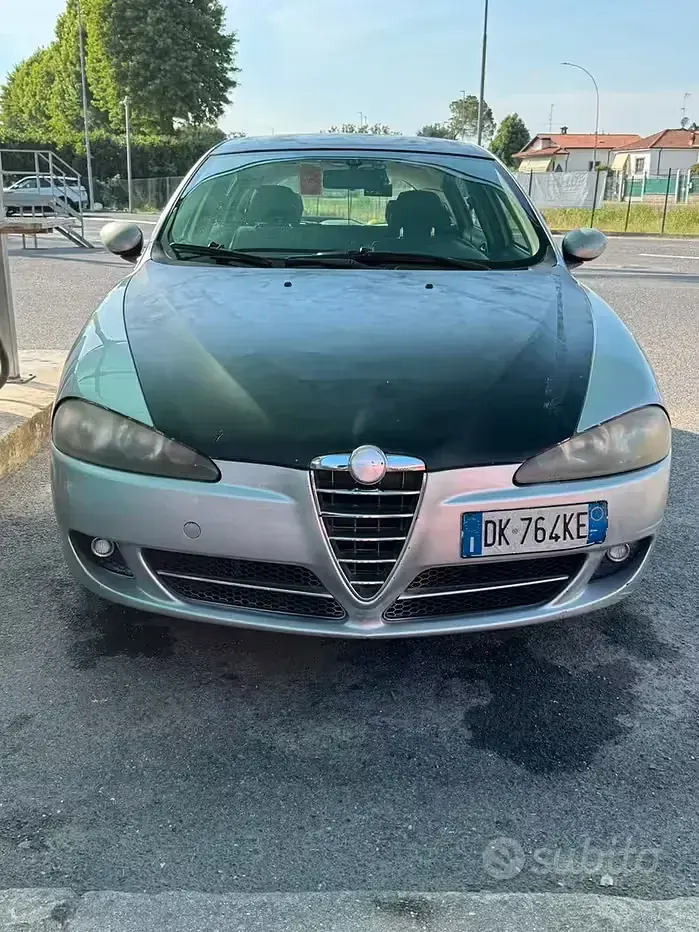Usata Alfa Romeo 147 120 CV (88 kW) 2007 Grigio Utilitaria