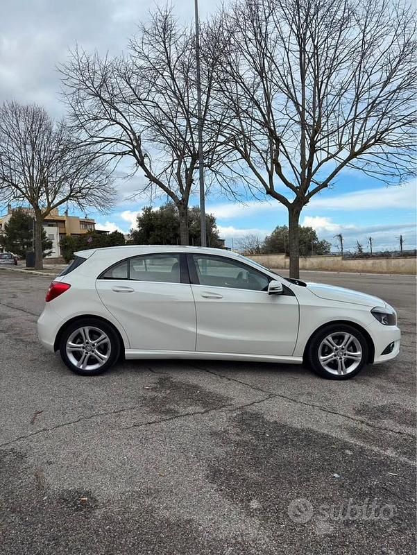Usata Mercedes A180 Executive 110 CV (80 kW) 2014 Bianco Berlina