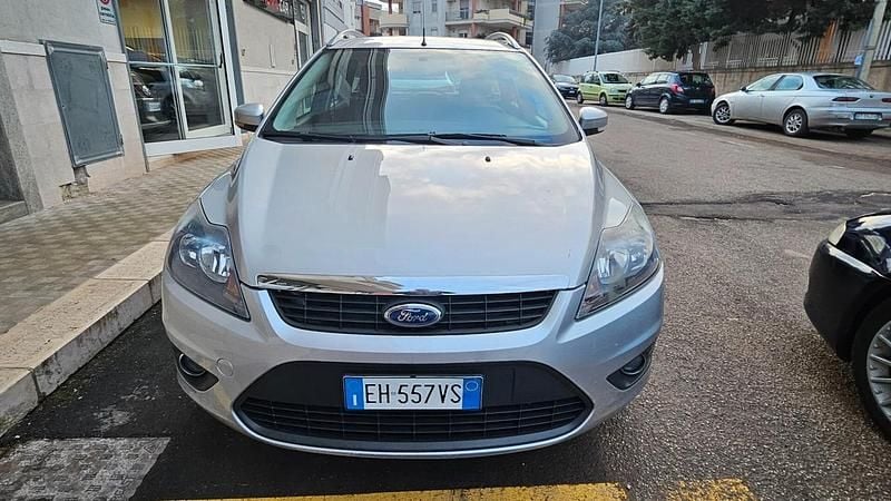Usata Ford Focus Titanium 115 CV (84 kW) 2011 Grigio Berlina