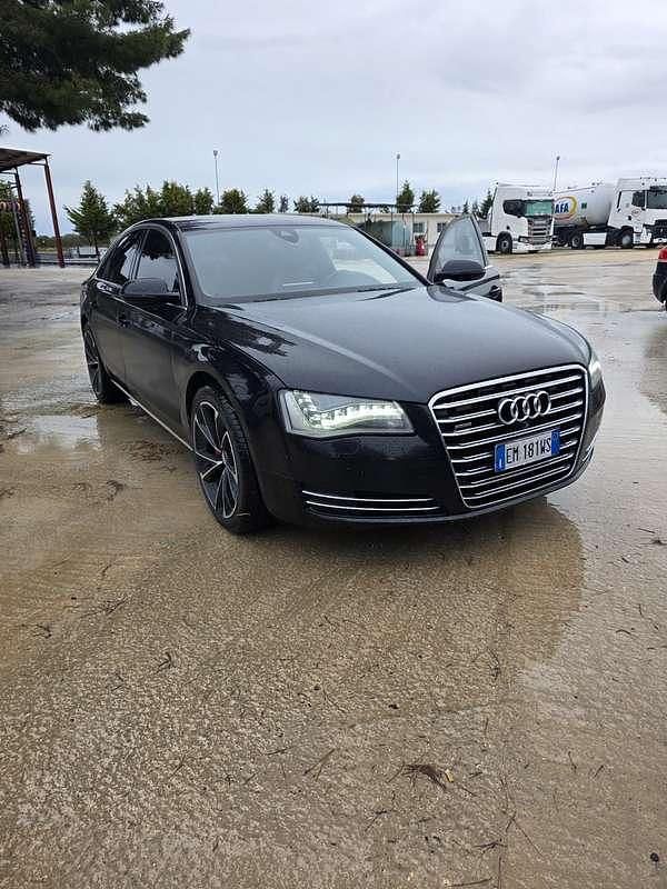 Usata Audi A8 250 CV (183 kW) 2012 Blu Berlina