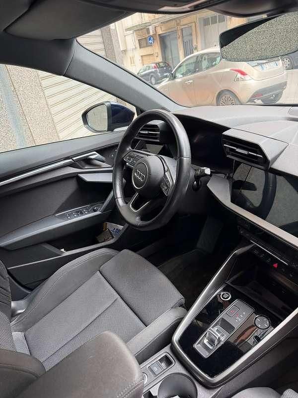 Usata Audi A3 S-Line 150 CV (110 kW) 2021 Blu/azzurro Berlina