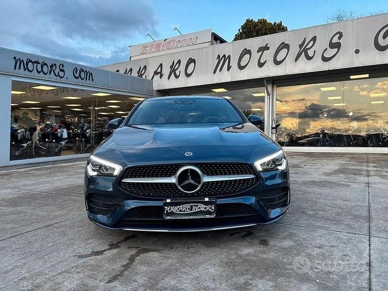 Usata Mercedes CLA200 Premium 149 CV (109 kW) 2022 Blu Berlina