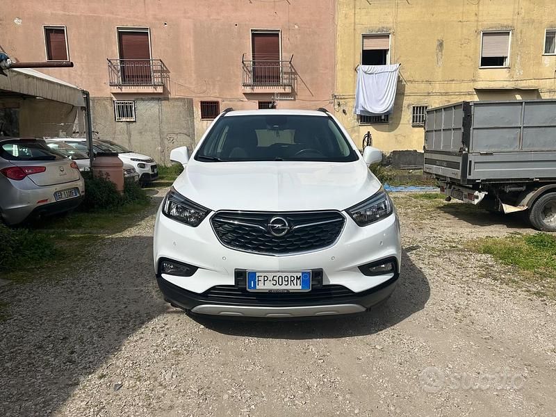 Usata Opel Mokka 140 CV (102 kW) 2018 Bianco SUV