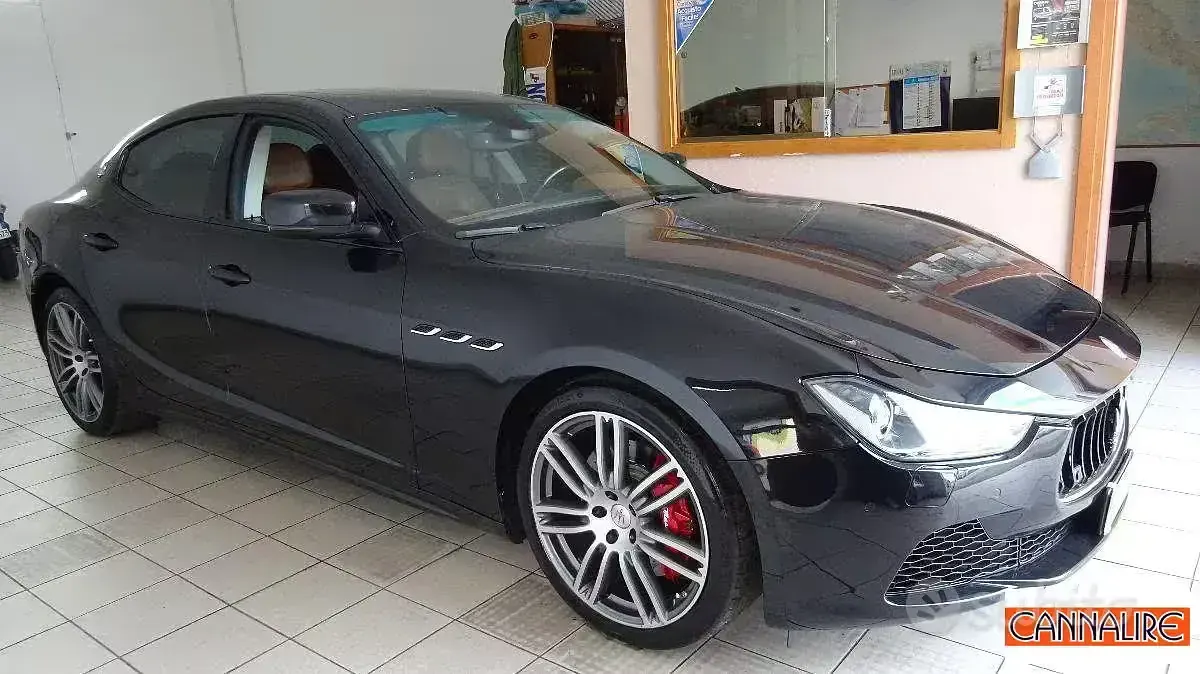 Usata Maserati Ghibli 411 CV (302 kW) 2015 Nero Berlina