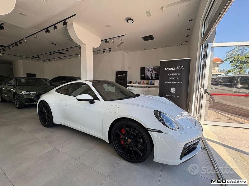 Usata Porsche 992 450 CV (330 kW) 2019 Bianco Coupé