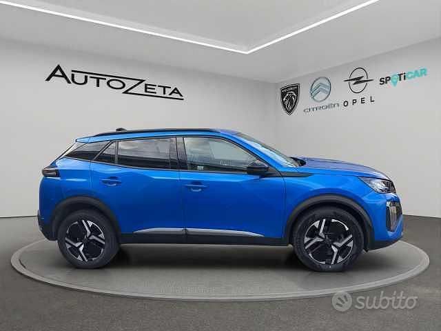 Usata Peugeot 2008 Allure 102 CV (75 kW) 2024 Blu SUV