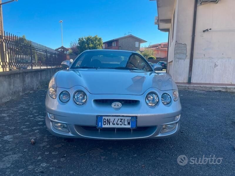 Usata Hyundai Coupé 2001 Grigio Coupé