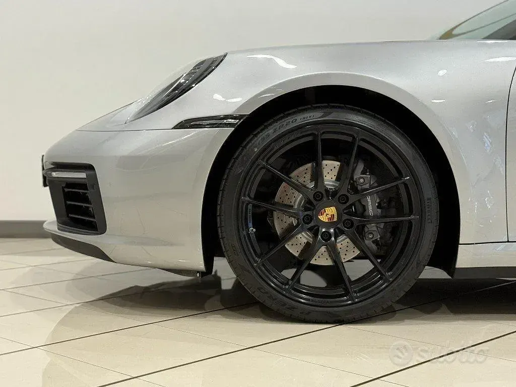 Usata Porsche 911 Carrera 385 CV (283 kW) 2020 Grigio Coupé