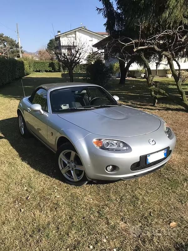 Usata Mazda MX5 146 CV (107 kW) 2008 Grigio Cabrio