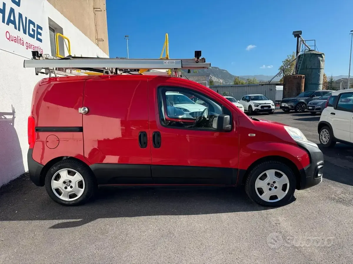 Usata Fiat Fiorino 95 CV (69 kW) 2015 Rosso Monovolume