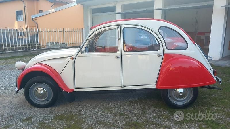 Usata Citroën 2CV 29 CV (21 kW) 1983 Berlina