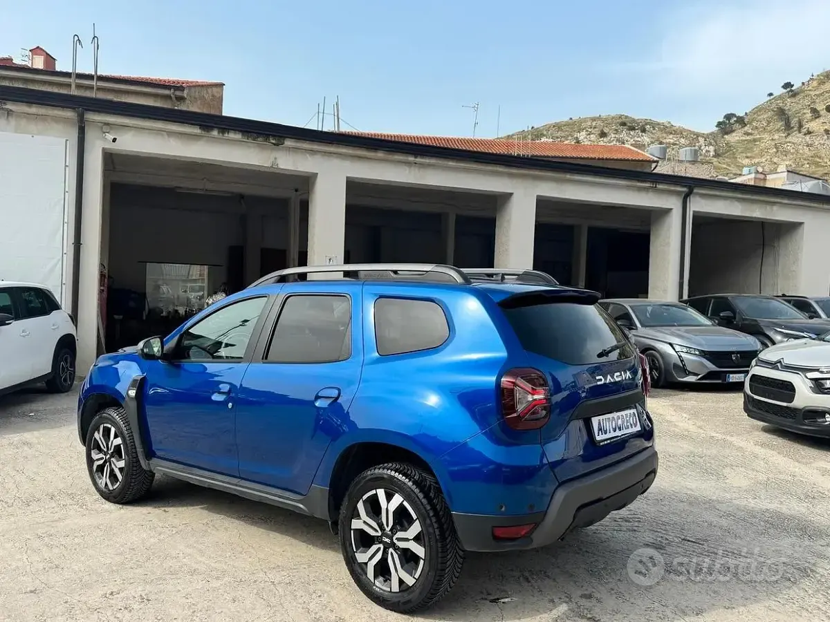 Usata Dacia Duster Comfort 91 CV (66 kW) 2023 Blu SUV