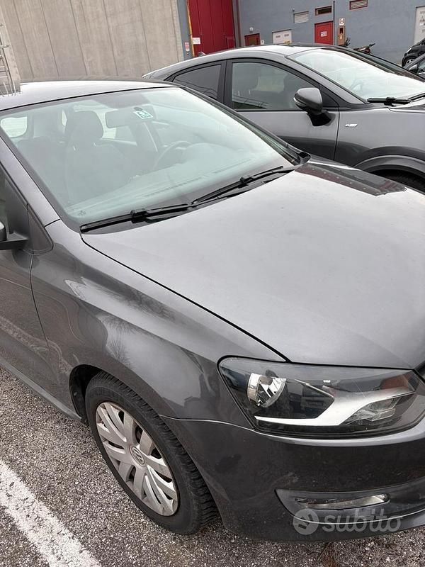 Usata VW Polo Comfortline 69 CV (50 kW) 2009 Grigio Utilitaria