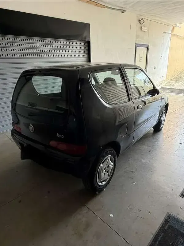 Usata Fiat 600 Active 54 CV (39 kW) 2008 Utilitaria