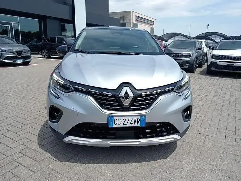 Usata Renault Captur Intens 160 CV (117 kW) 2020 Grigio SUV