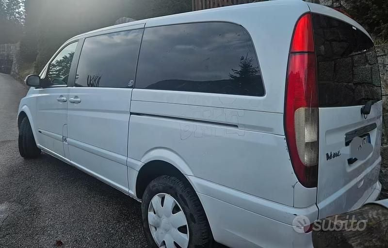 Usata Mercedes Viano 2006 Bianco Monovolume