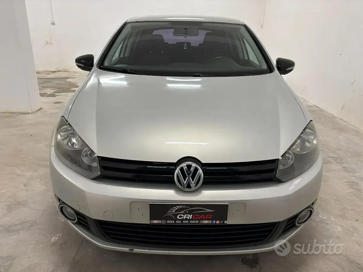 Usata VW Golf VI 80 CV (58 kW) 2011 Grigio Utilitaria