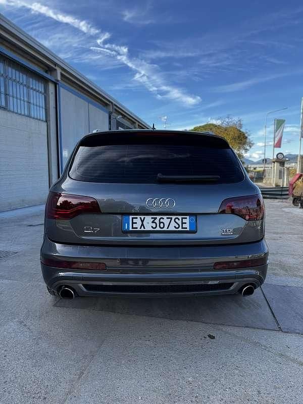 Usata Audi Q7 Ambiente 245 CV (180 kW) 2014 Grigio SUV