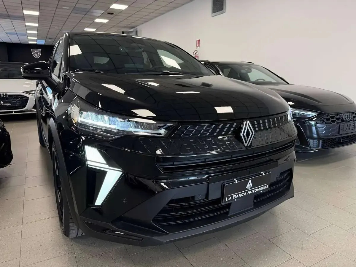 Nuova Renault Captur Techno 120 CV (88 kW) 2026 Grigio SUV